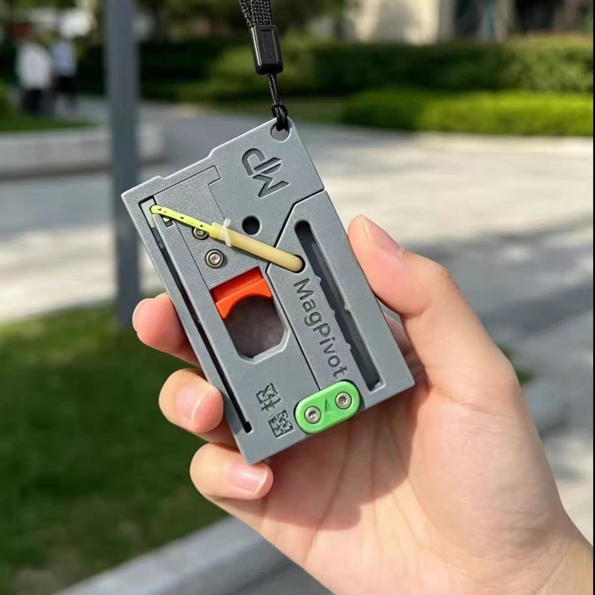 MagaPivot Card Slingshot Porta - Kids Outdoor Yard Games 评论和价格