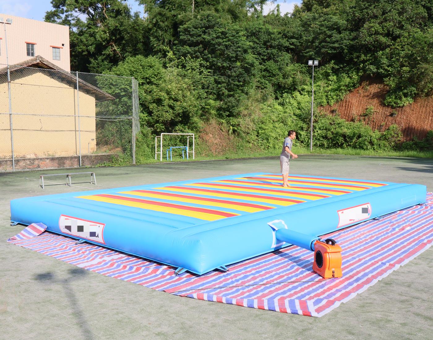 Inflatable Bounce Pad for Gym  - Kids Outdoor Gym 评论和价格